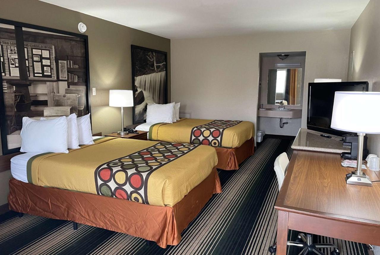 Deluxe Inn & Suites Junction City Ngoại thất bức ảnh